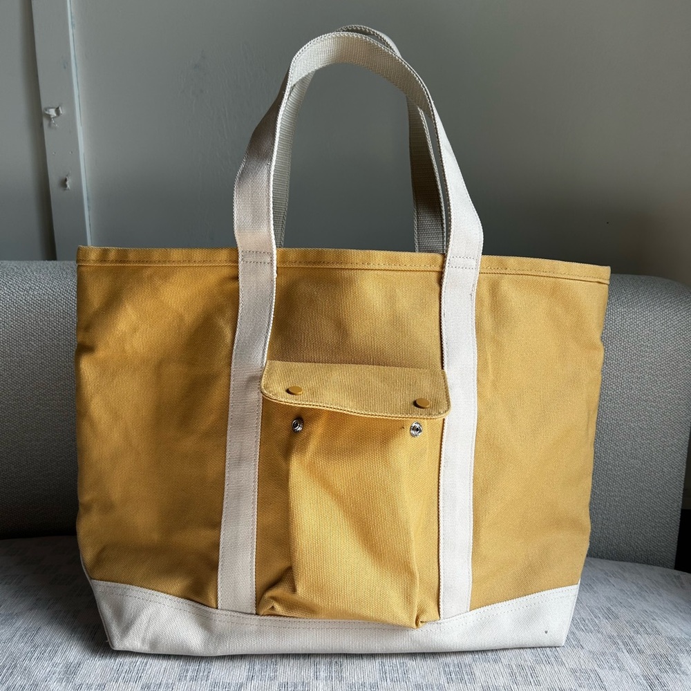 Uniqlo IDLF Tote